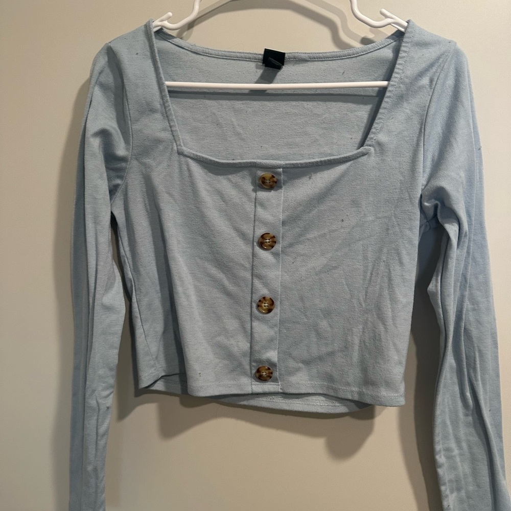 Cropped blue top